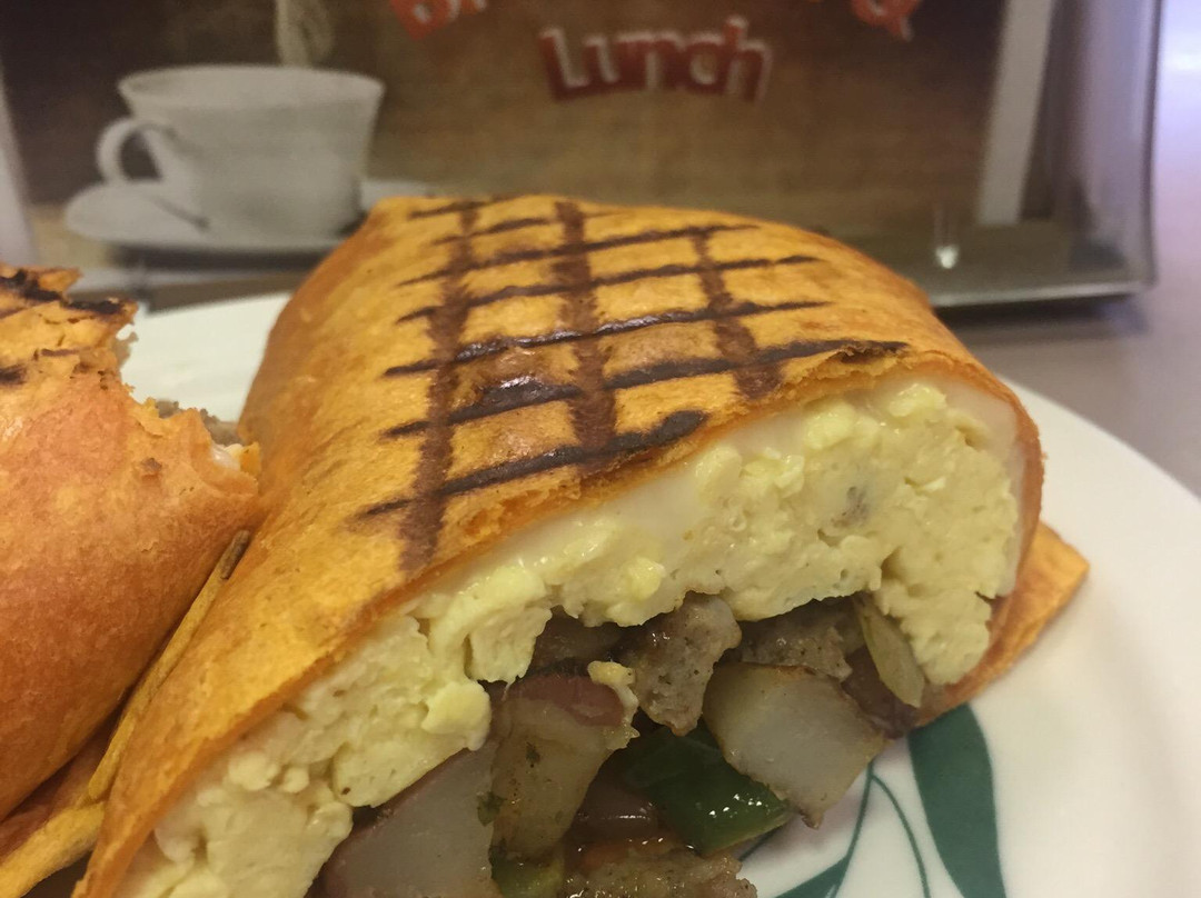 Johnny's Breakfast & Lunch