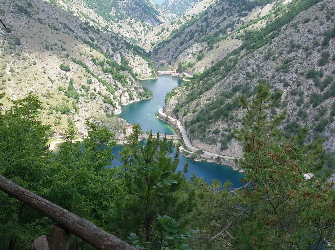 San Domenico Lake景点图片