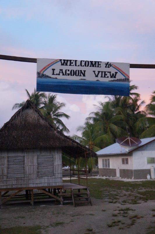 Lagoon View Resort主图