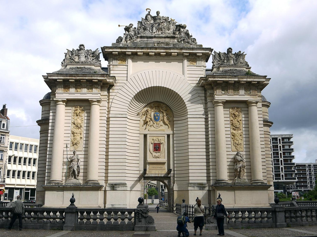 Porte de Paris-里尔必去景点