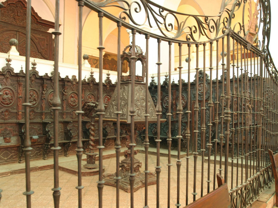 Church of Santa Barbara景点图片