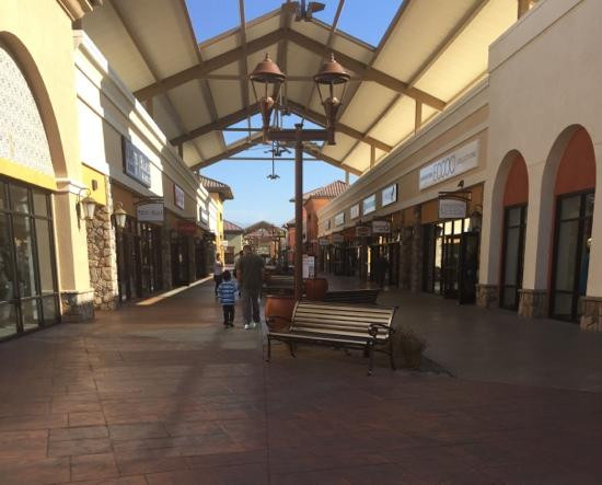 Outlets at Tejon-Arvin必去景点