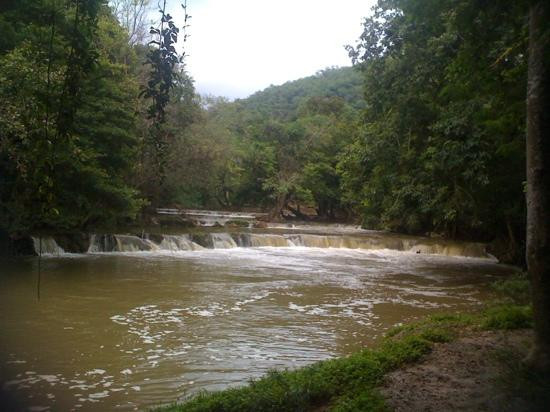 Namtok Chet Sao Noi National Park景点图片
