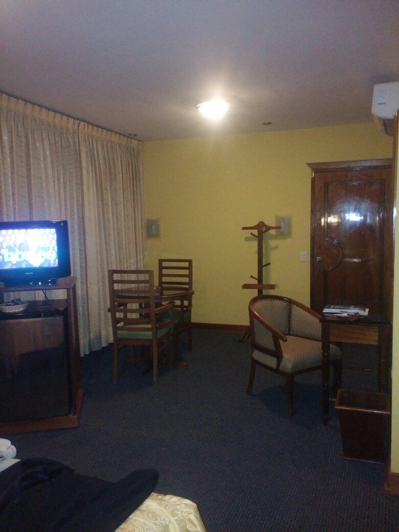 Gloria Plaza Hotel-客卧