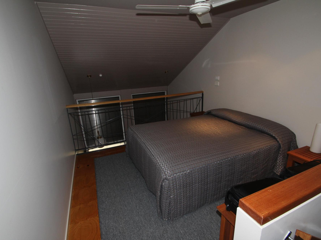 The Scholars House主图