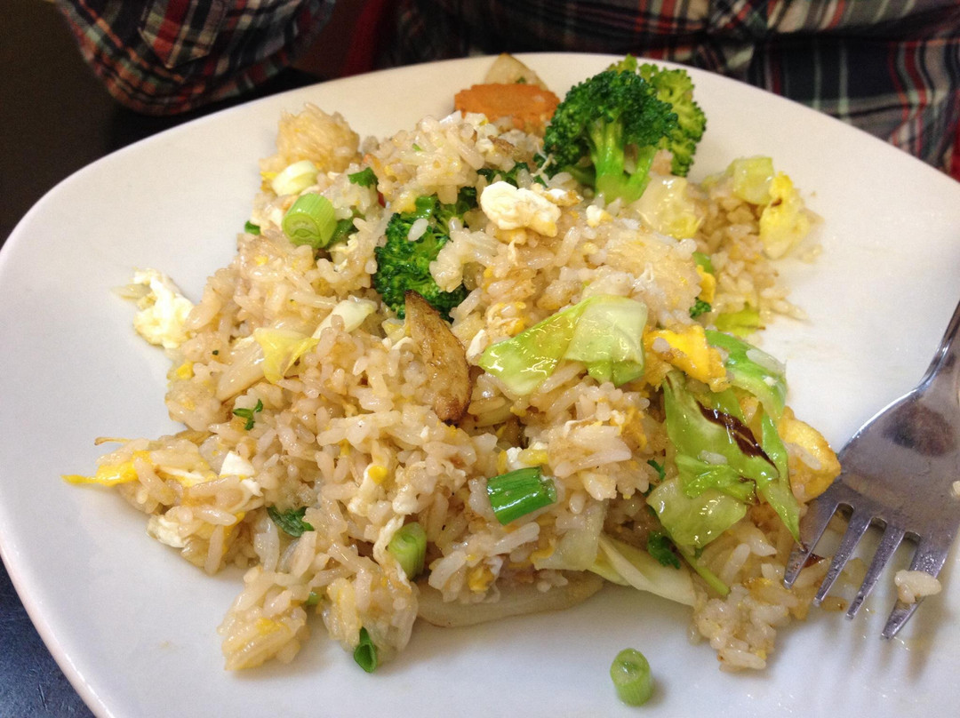 兰茨图尔餐馆和美食-Alom Dee