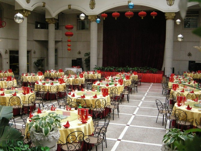 北京八达岭华风温泉大城堡主图