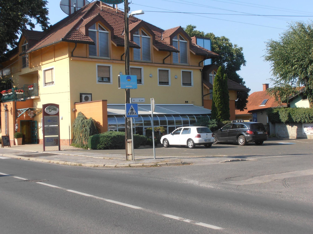 Motel pri Lesniku主图
