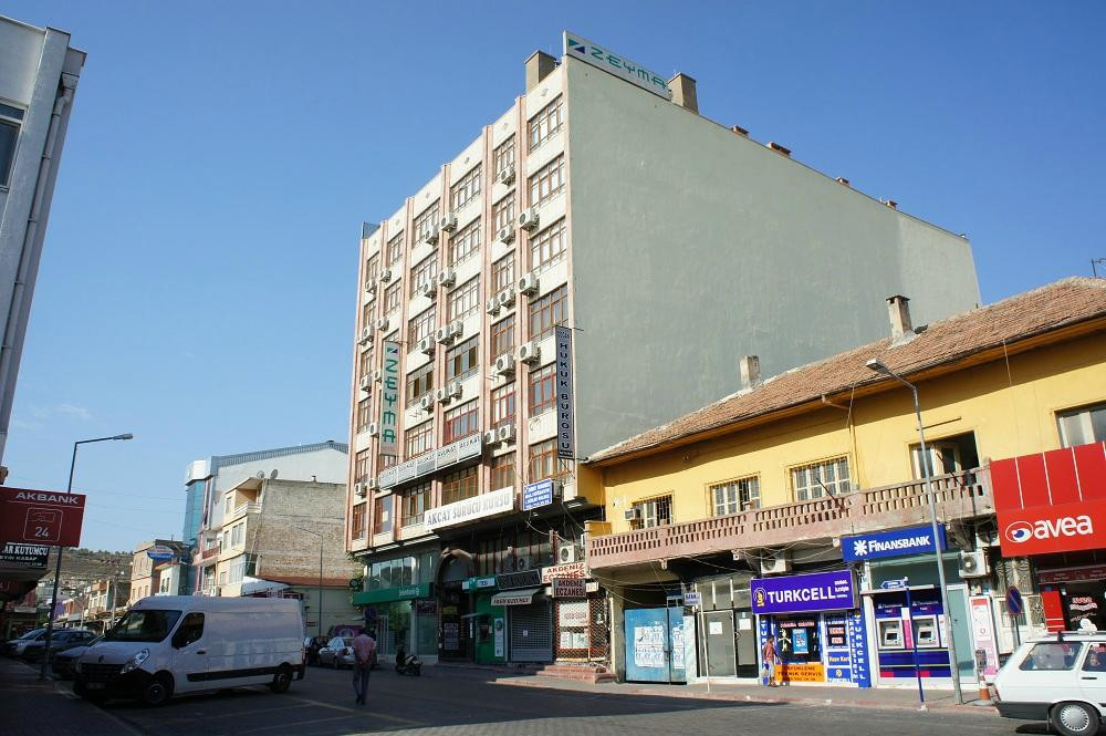 Zeyma Hotel