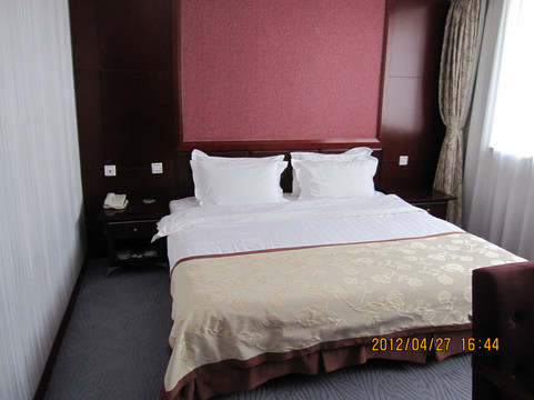 虹桥大酒店主图