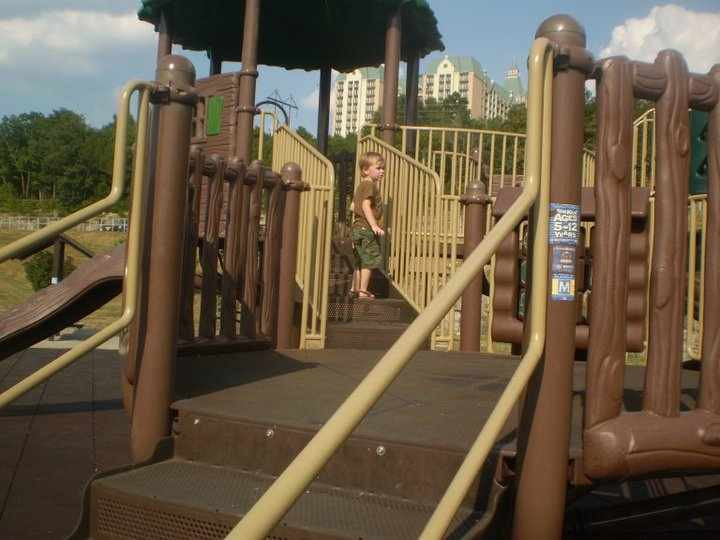 Moonshine Beach-布兰森必去景点