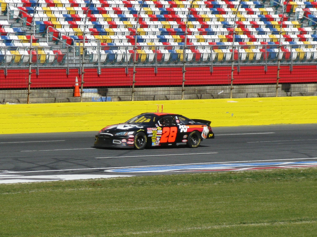 Richard Petty Driving Experience景点图片
