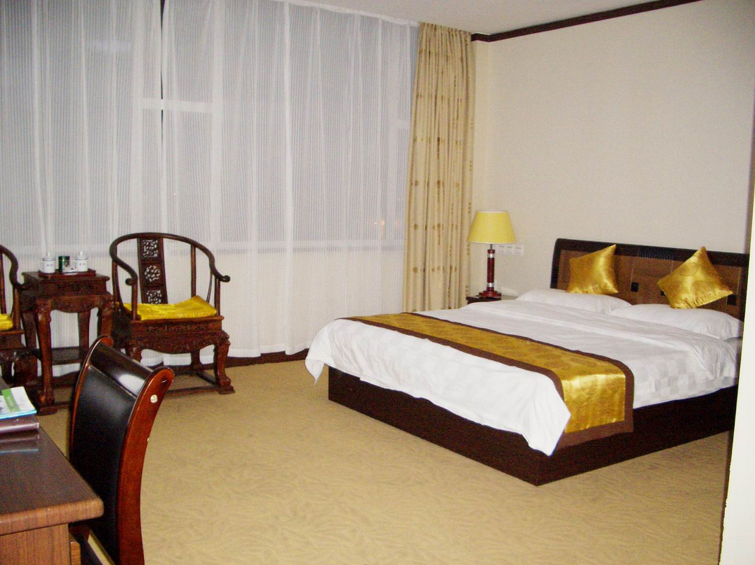 魏园度假山庄主图