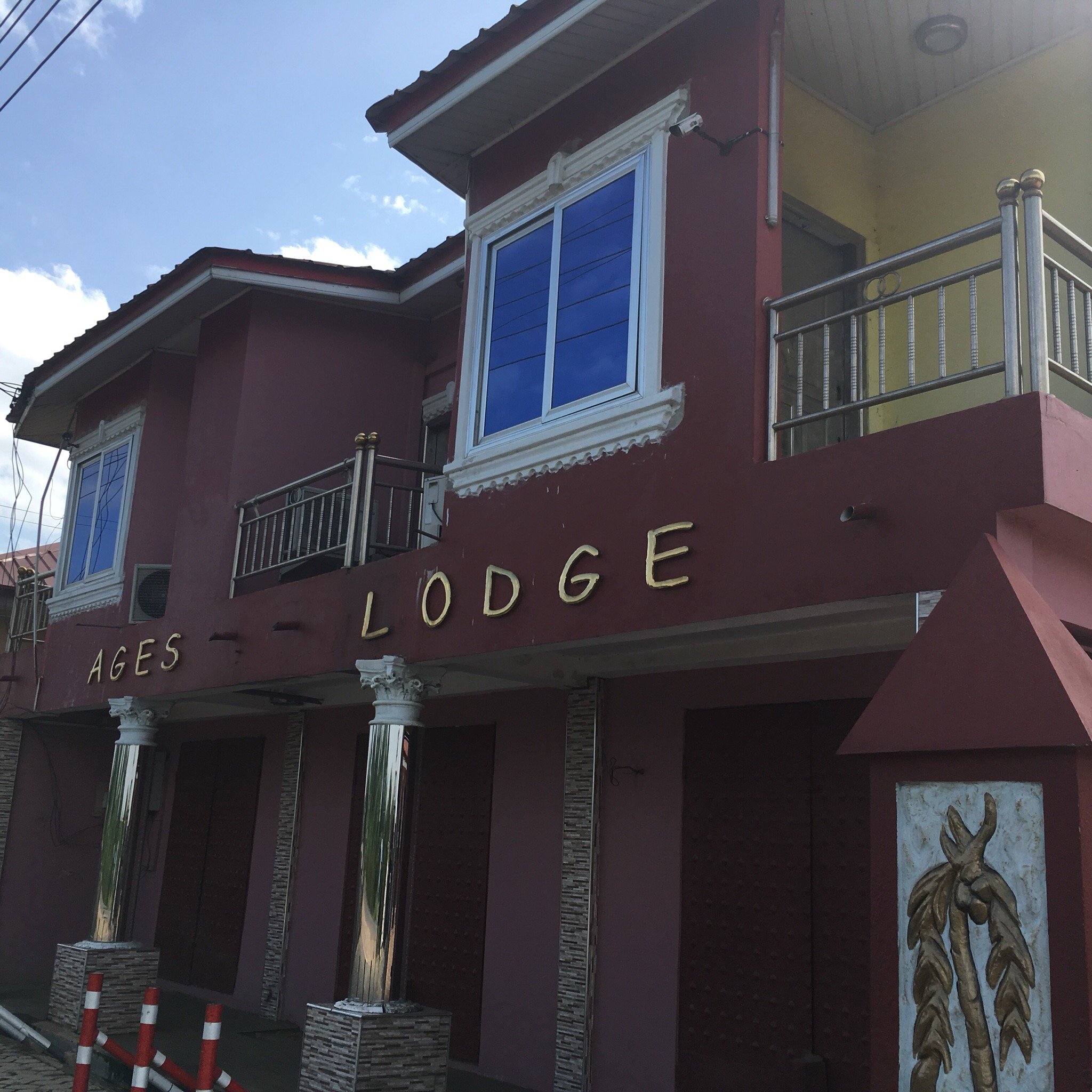 Ages Lodge-官方