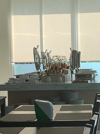 Phavina Hotel Rayong主图