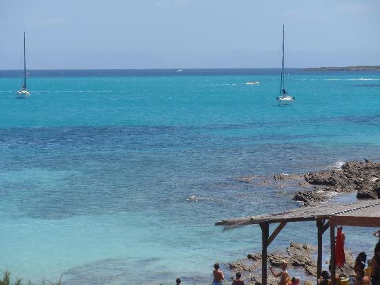 La Pelosa Beach-斯廷蒂诺必去景点