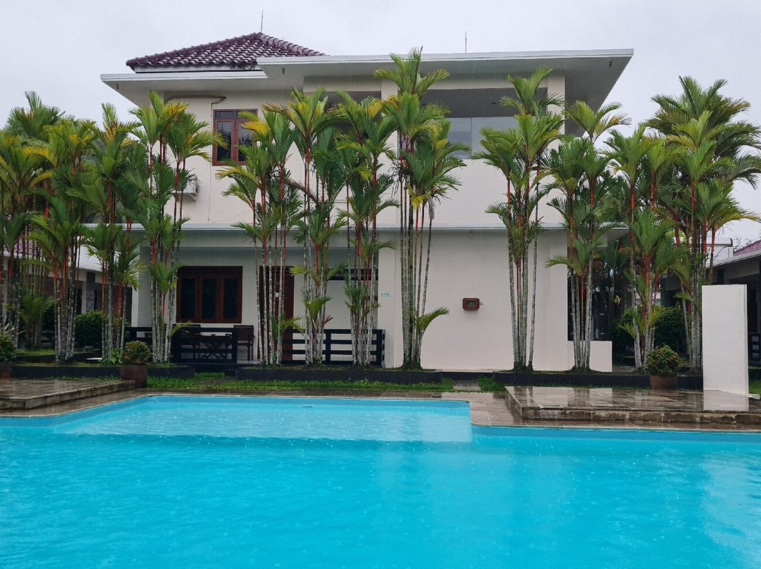 Sunrise Resort Batu Karas Hotel主图