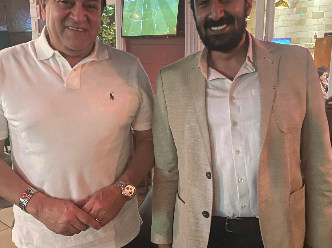 Carlo's Heliopolis Restaurant & Café