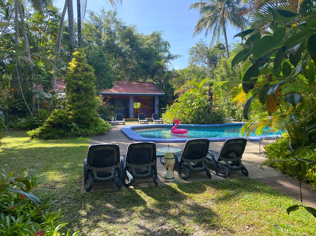 粉红火烈鸟度假酒店主图