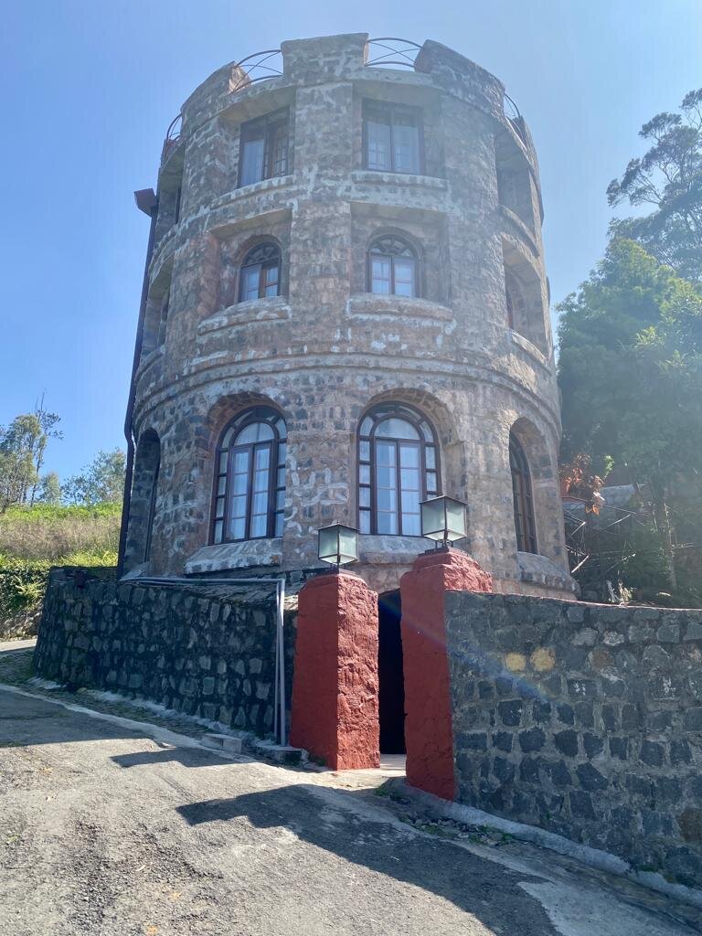 Mango Hill Yercaud-客卧