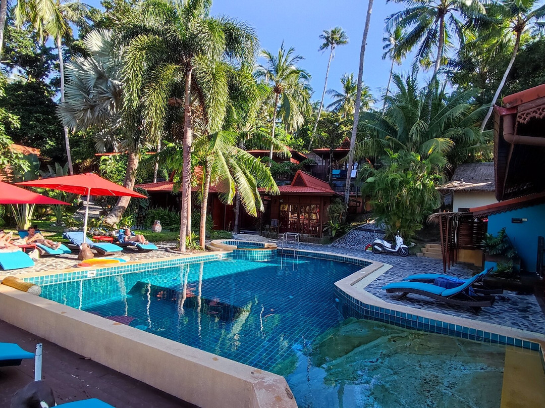 彩亚纳海滩度假村主图