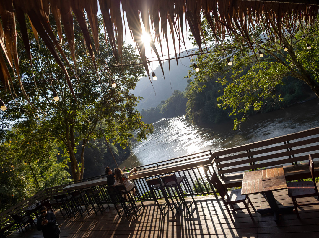 Home Phutoey River Kwai Hotspring & Nature Resort主图