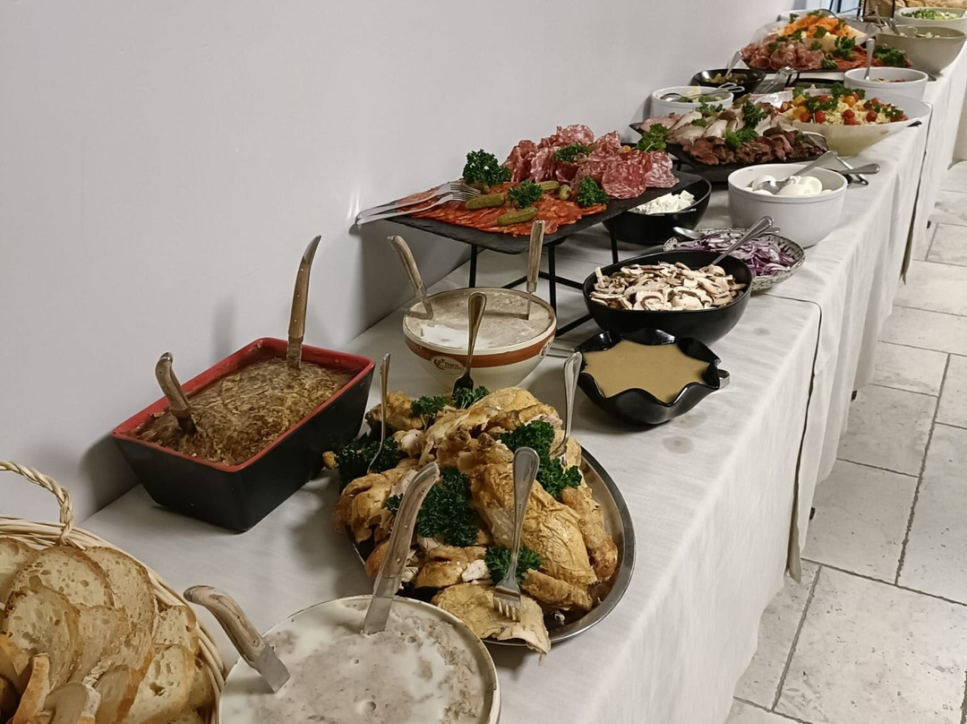 Logis Hôtel l'Abreuvoir主图