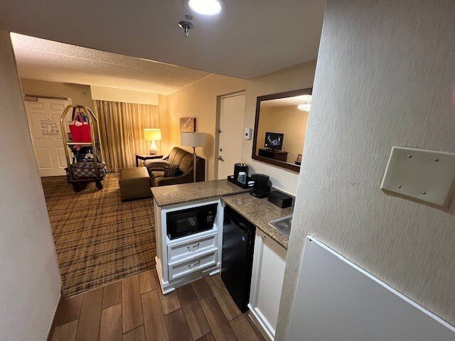 Embassy Suites by Hilton Cleveland Beachwood-客卧