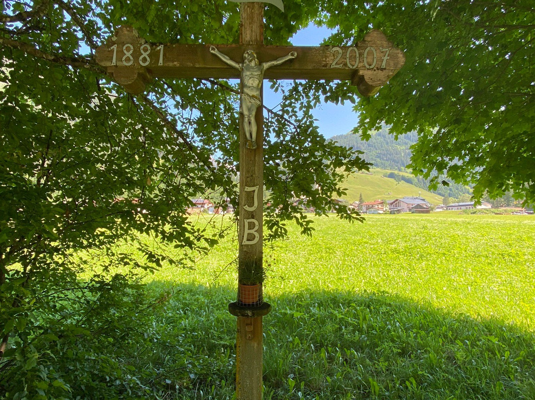 海尔山小旅店主图