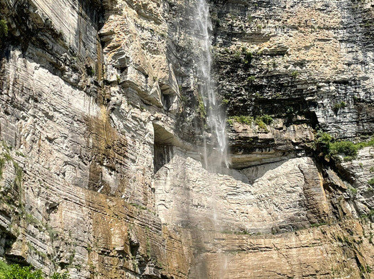 Kinchkha Waterfall-Kinchkhaperdi必去景点