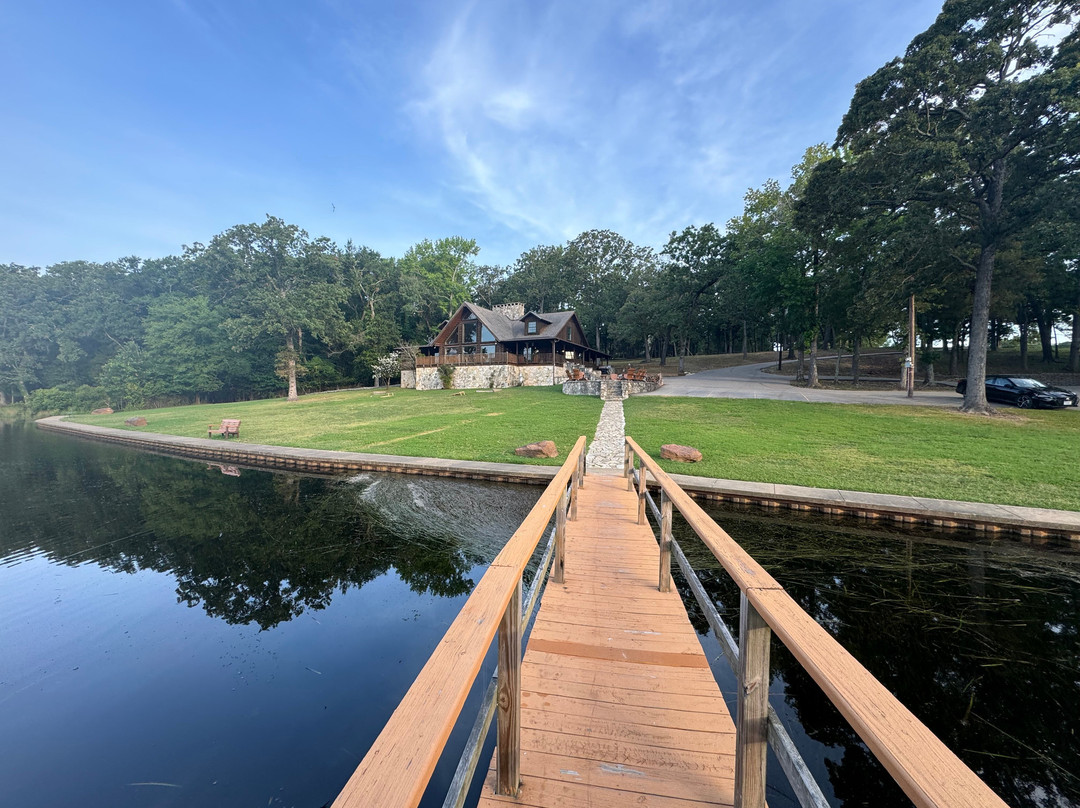 Cedar Cove Ranch主图