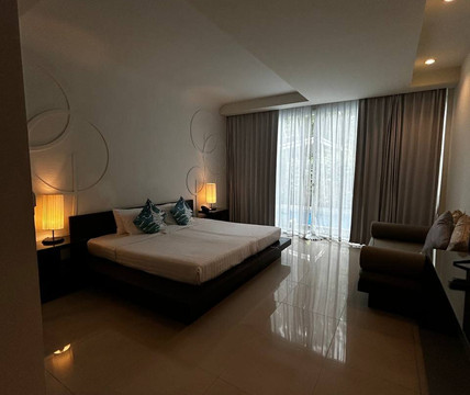 帕莫里度假村主图