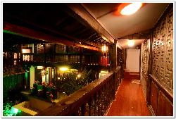 丽江春水堂温泉客栈主图