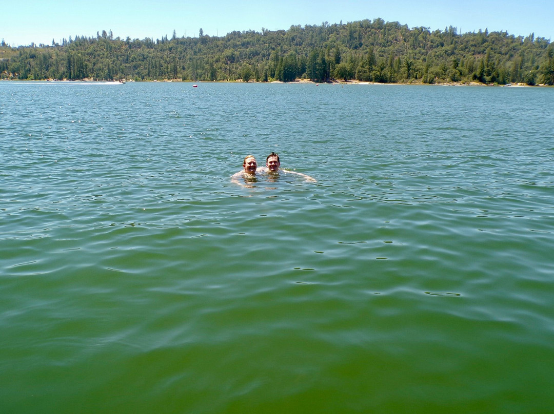 Bass Lake Water Sports Boat Rentals景点图片