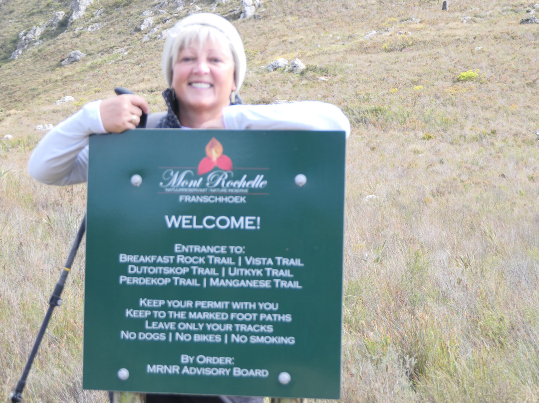 Mont Rochelle Nature Reserve-法兰舒克必去景点