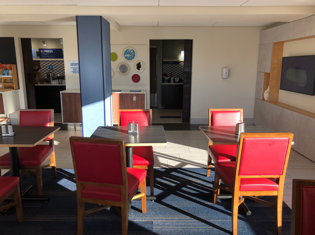 Holiday Inn Express Allentown North by IHG主图