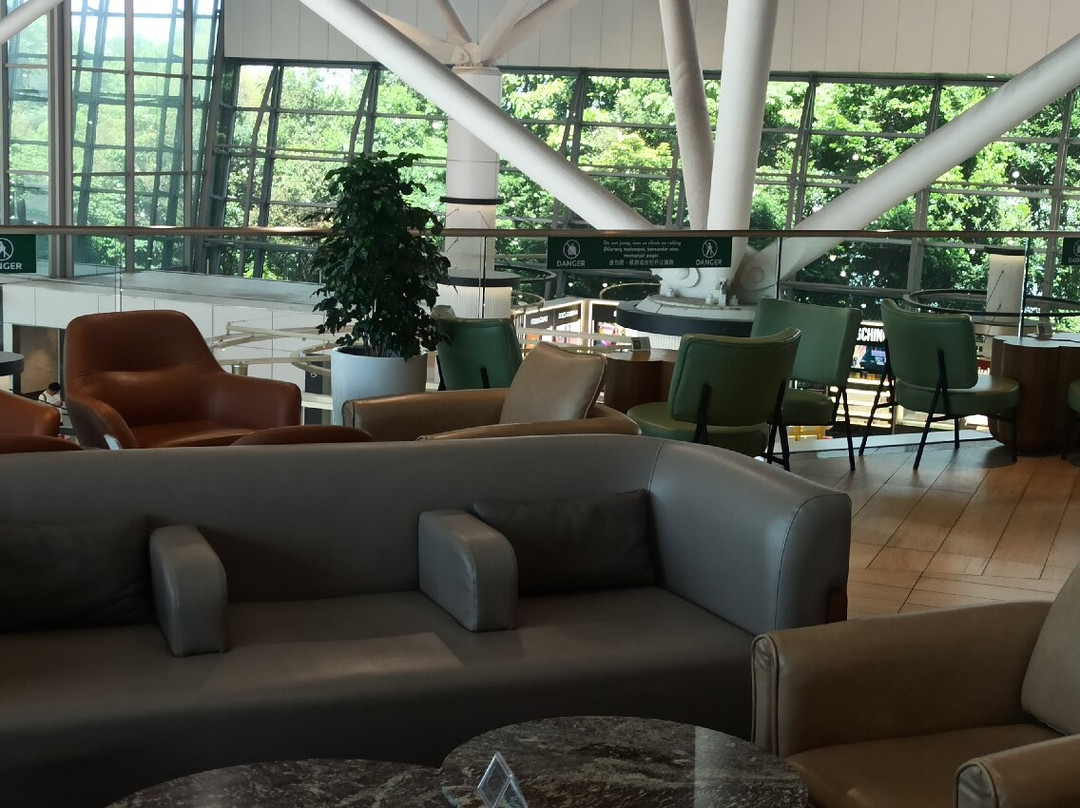 Plaza Premium First (International Departures, Satellite Terminal)-雪邦必去景点