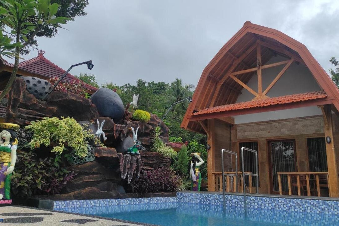 Desa Sekotong Barat酒店住宿-Kristal Garden