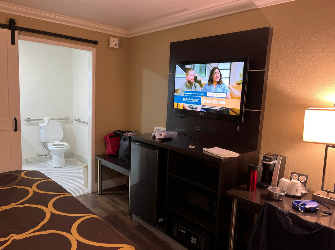 The Orchard Hotel主图