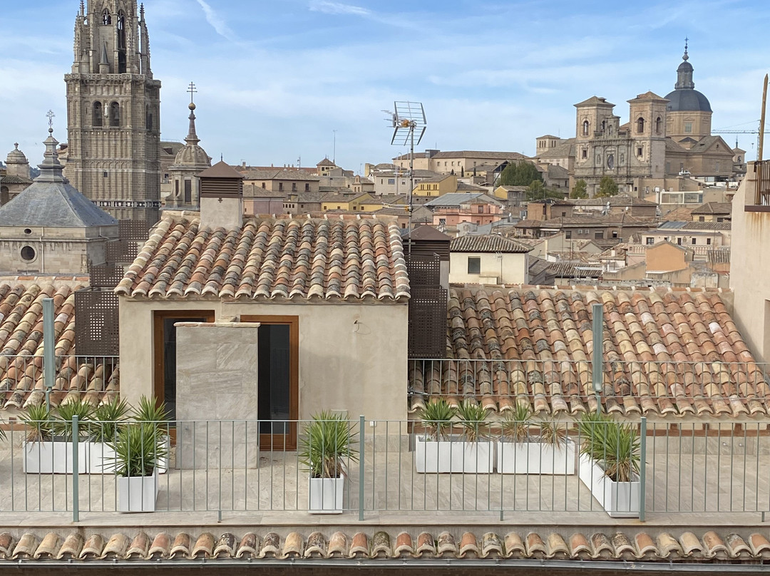 卡洛斯五世酒店主图