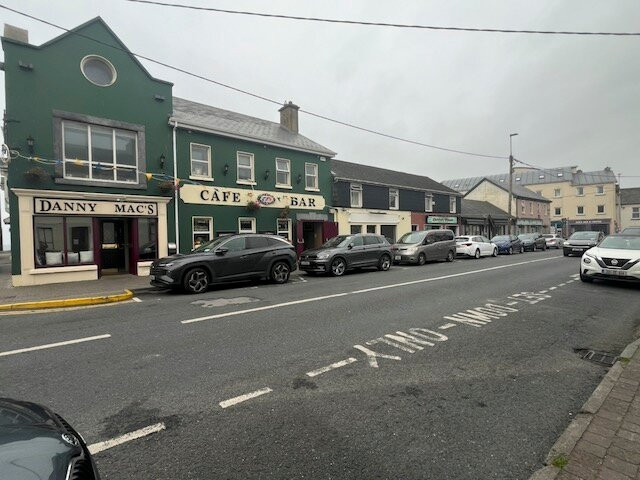拉辛克海岸套房酒店主图