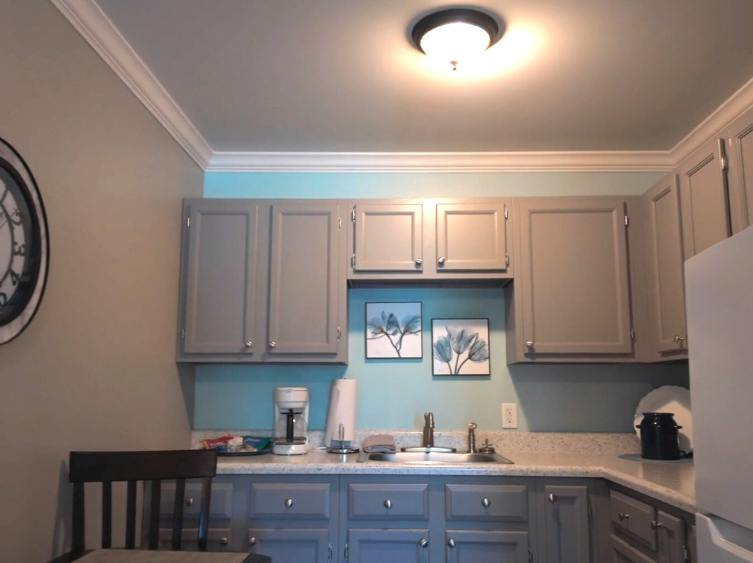 The Continental Hotel主图