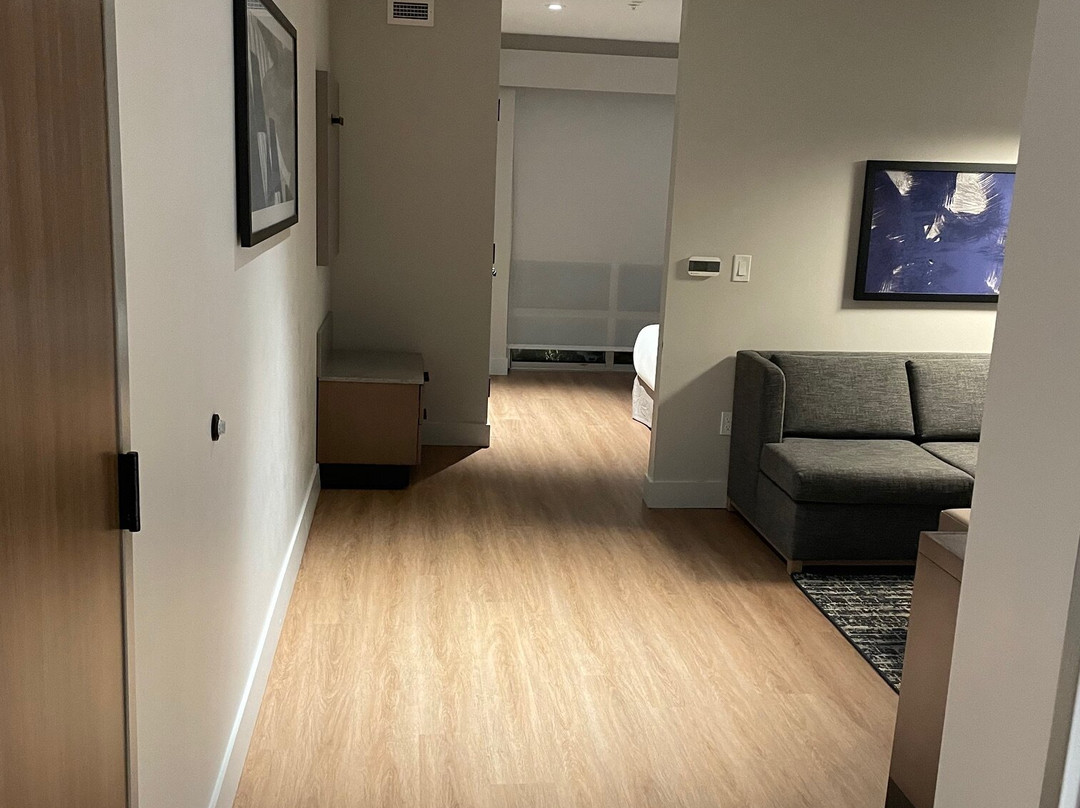 Hyatt Place Melbourne Airport主图