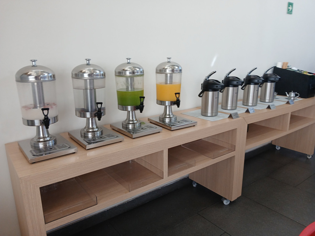 Ramada Encore By Wyndham Guadalajara Aeropuerto主图