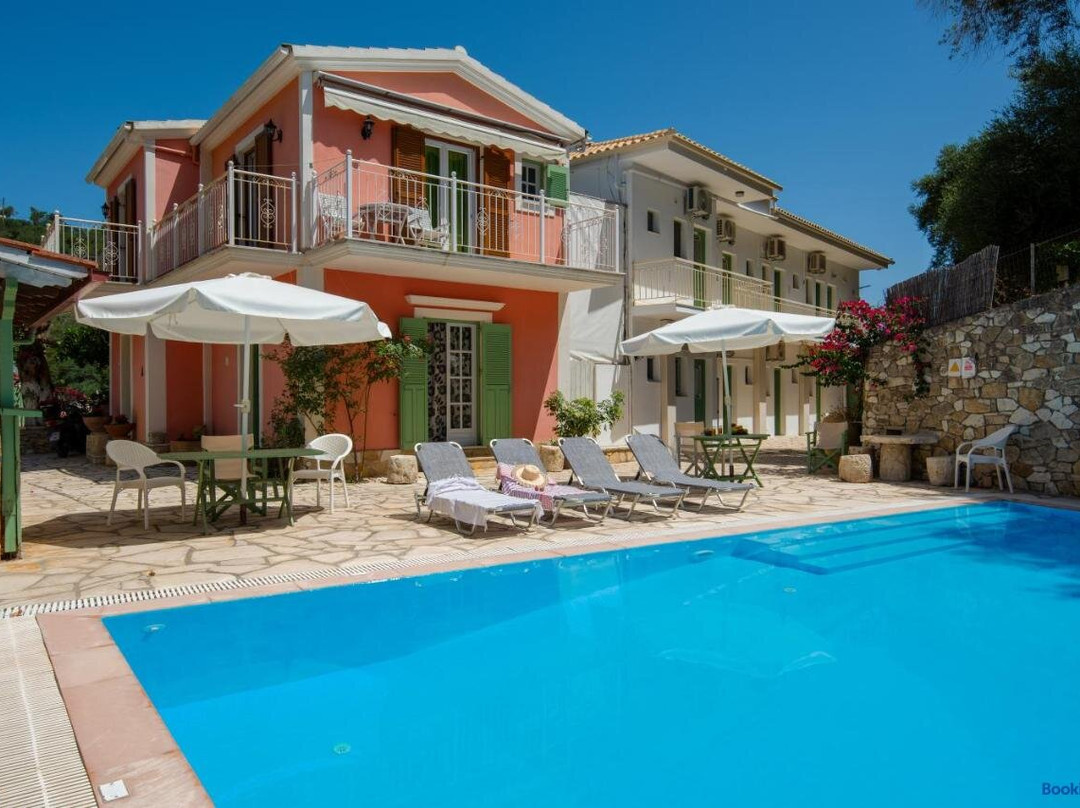 Soustas Apartments