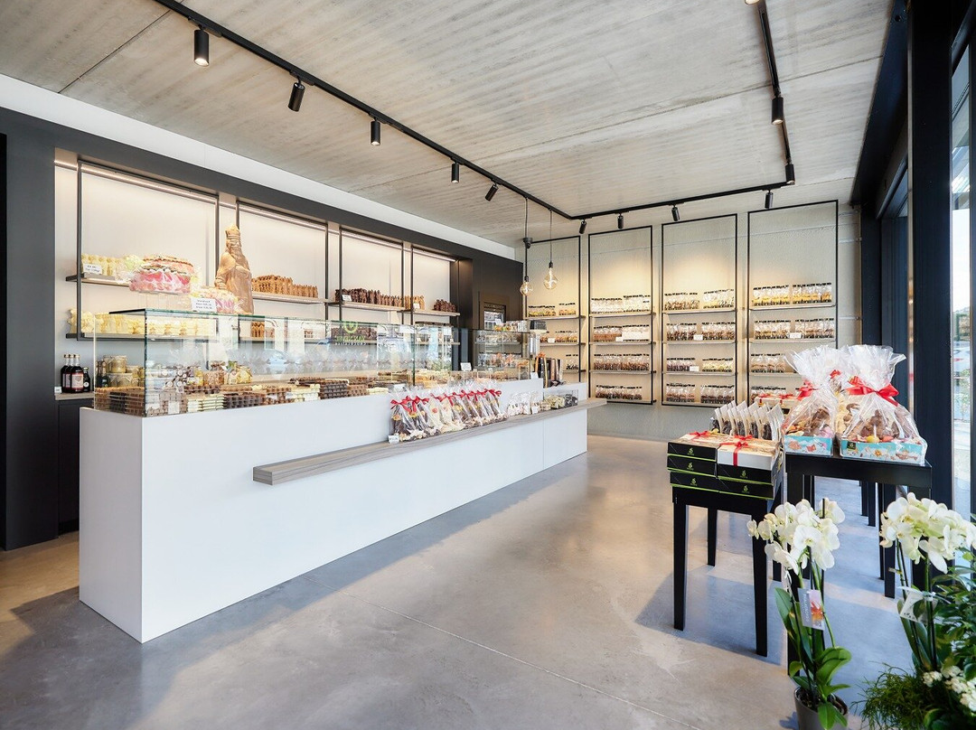 Van Nevel Chocolatier-迪克斯梅德必去景点