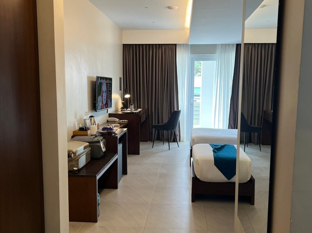 相思度假村和潜水中心主图