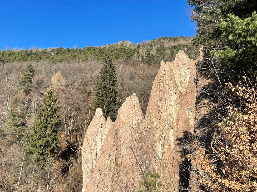 Piramidi di Segonzano景点图片