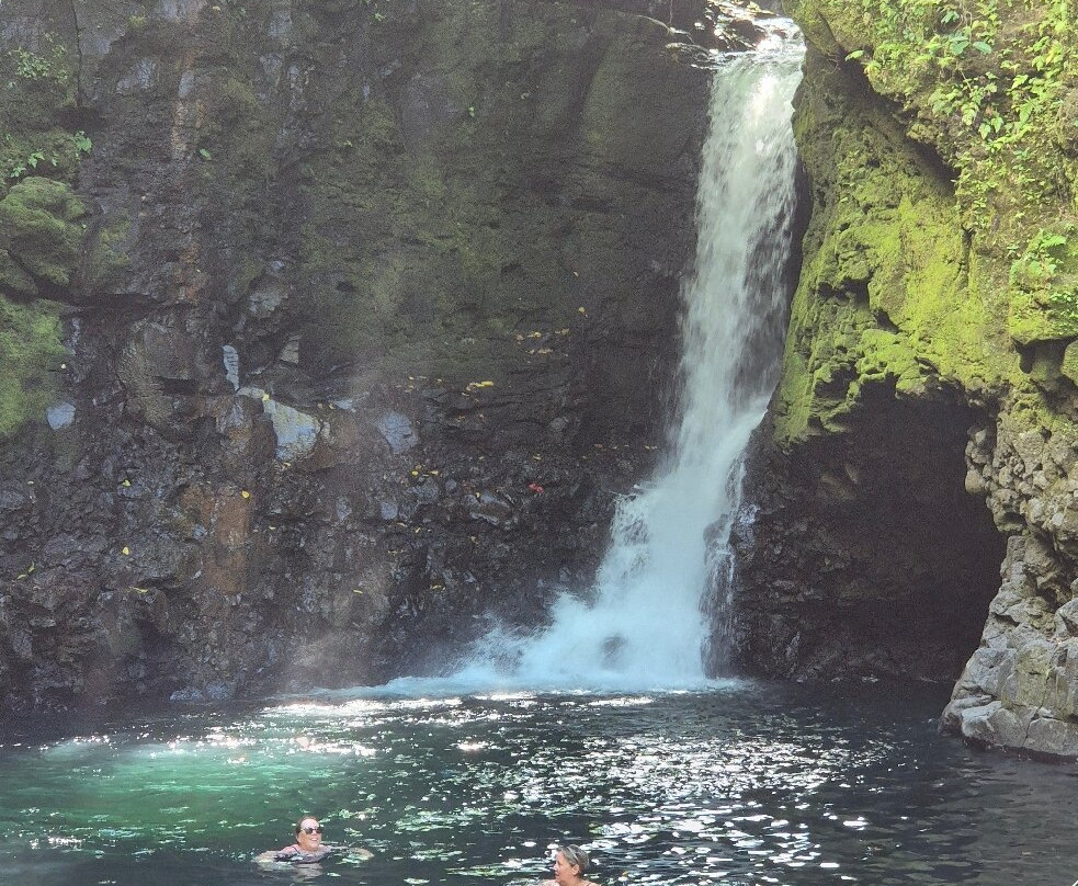 Waterfall Sauniatu-Upolu必去景点
