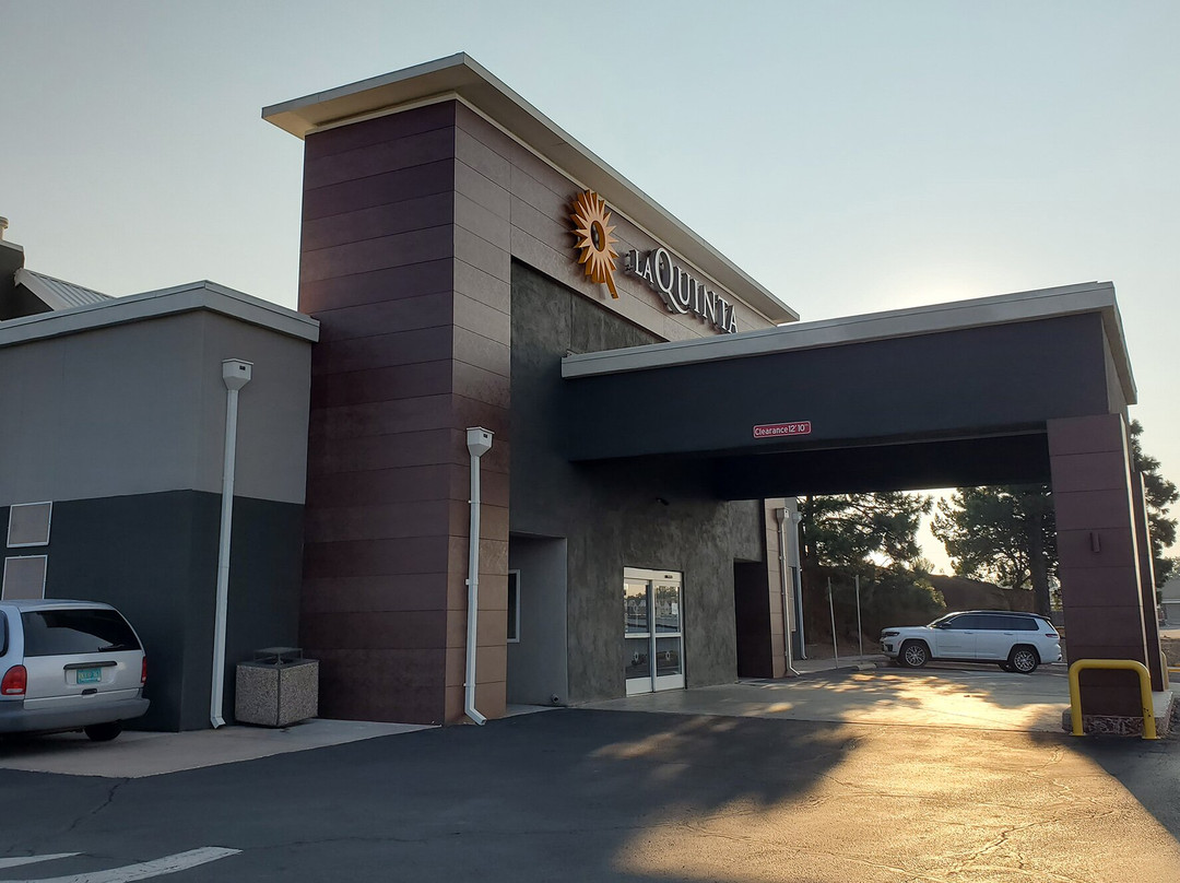 La Quinta Inn & Suites by Wyndham Santa Rosa主图